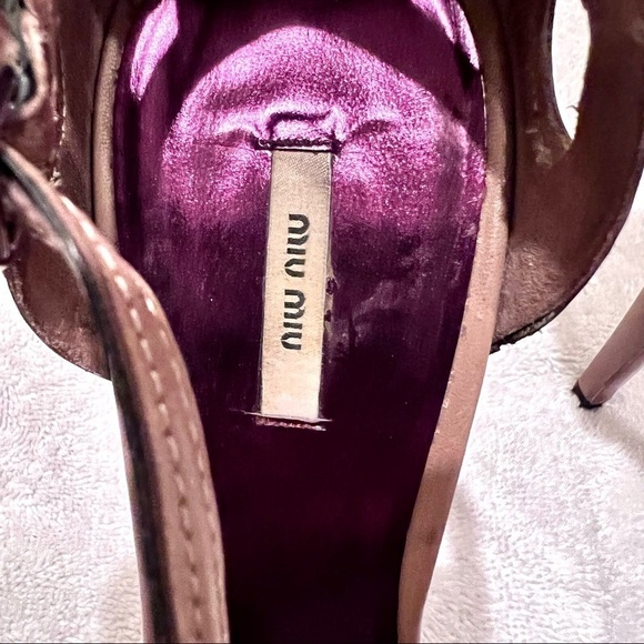 MIU MIU Y2K Coquette Victorian Embellished Leather T-Strap Tan pumps womens 9 - Picture 11 of 12